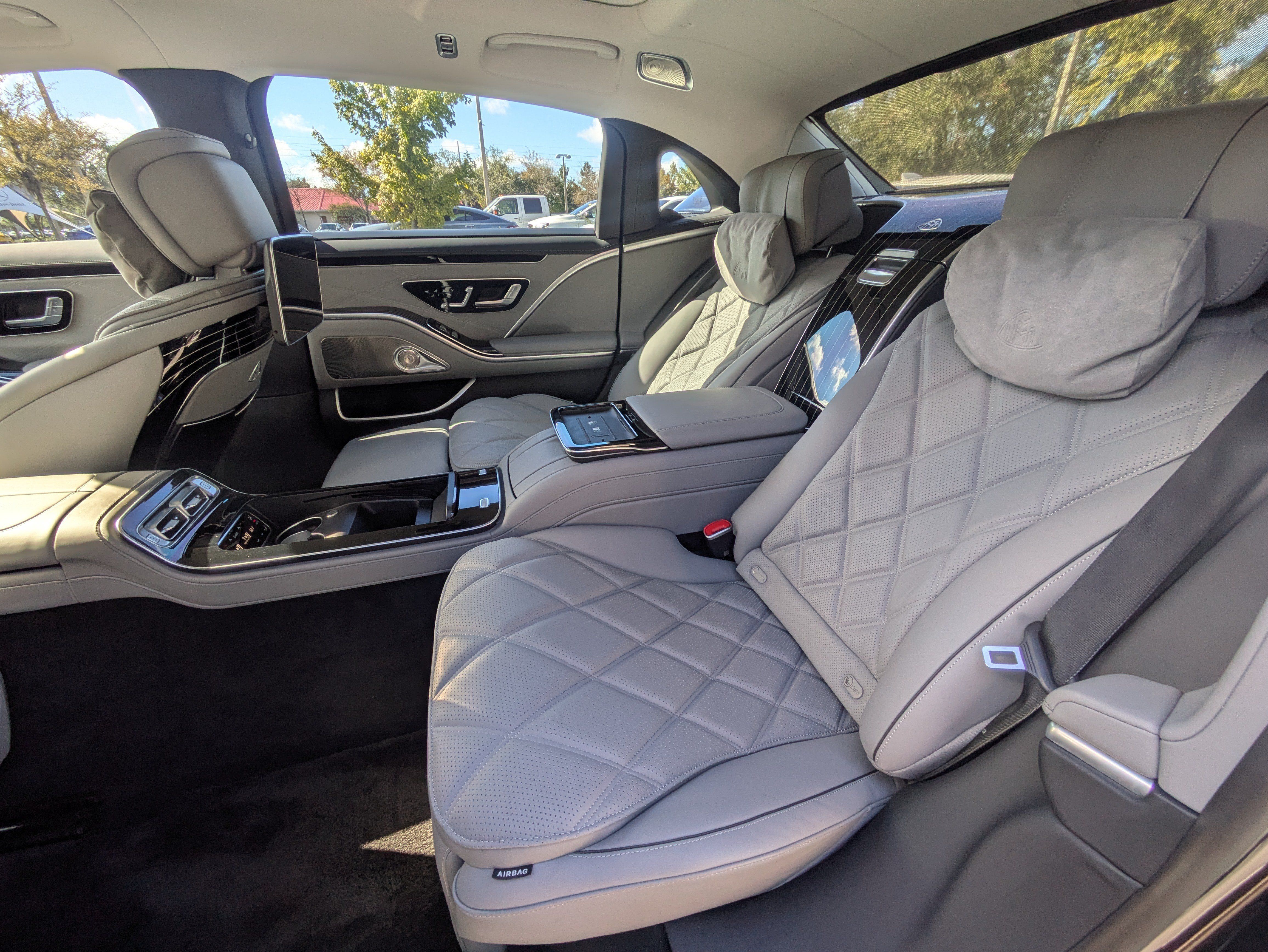 Certified 2023 Mercedes-Benz Maybach S 680 4MATIC image 11