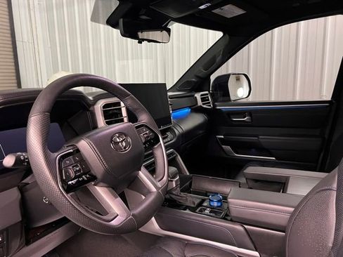 Used 2023 Toyota Tundra Platinum image 11