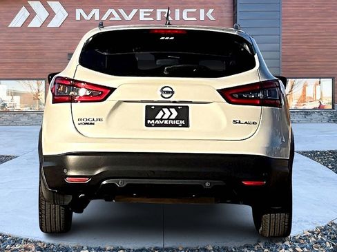 Used 2022 Nissan Rogue Sport SL image 6
