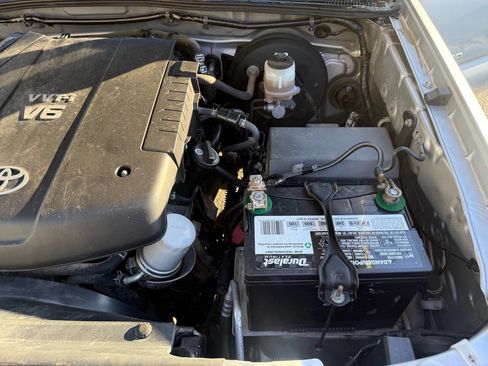 Used 2010 Toyota Tacoma 4x4 Double Cab image 23