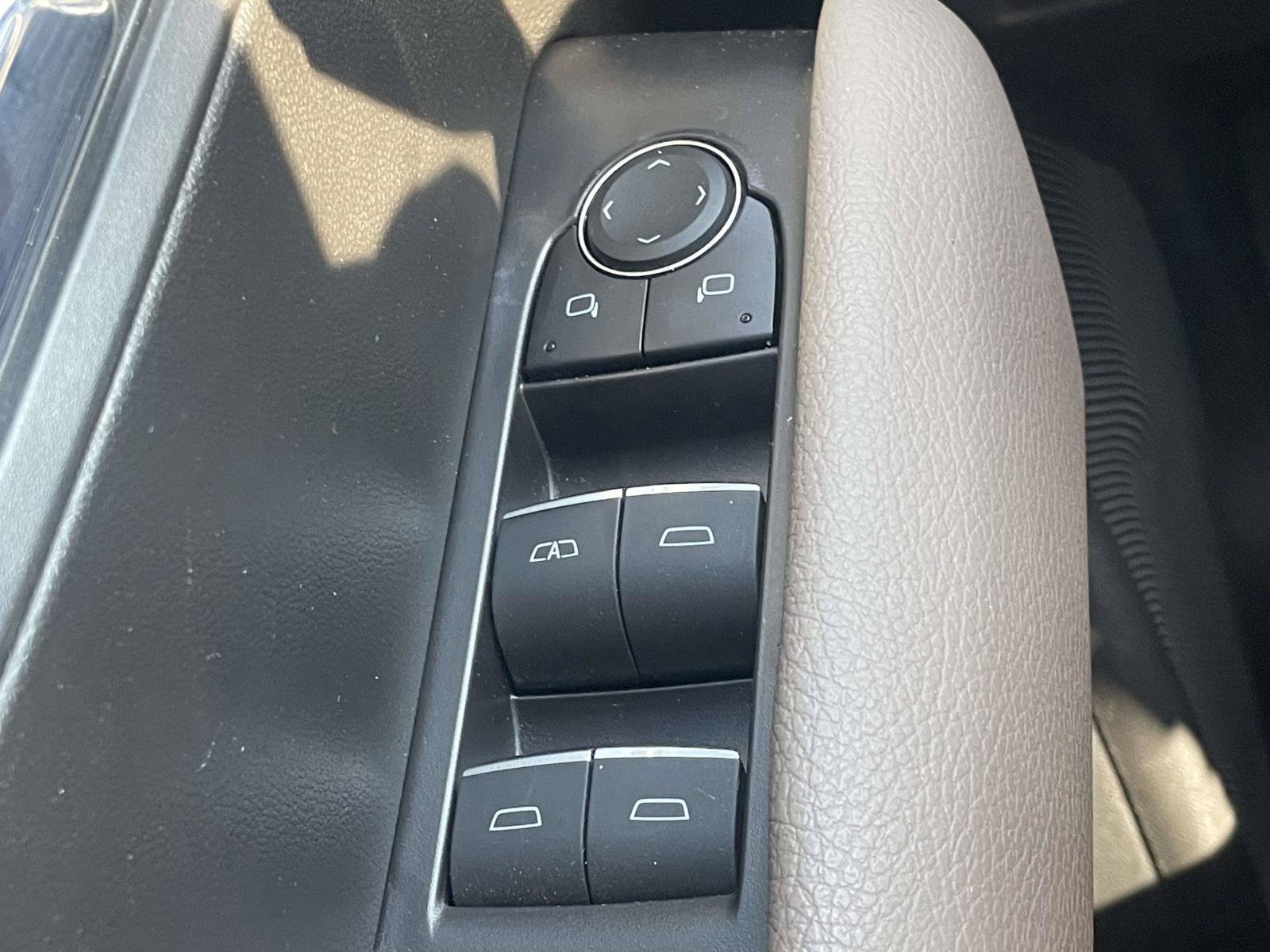 Certified 2024 GMC Canyon Denali AWD/4WD image 27