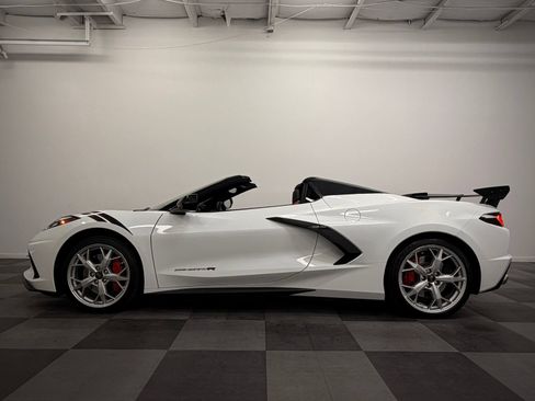 Used 2022 Chevrolet Corvette Stingray Preferred Conv w/ Z51 Performance Package RWD image 10