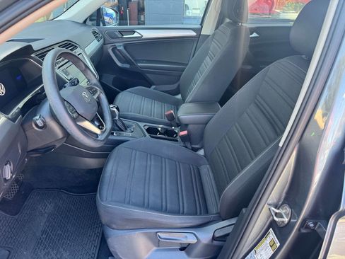 Used 2022 Volkswagen Tiguan S image 11