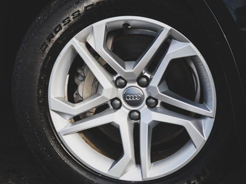 Used 2018 Audi Q5 2.0T Premium w/ Convenience Package image 30