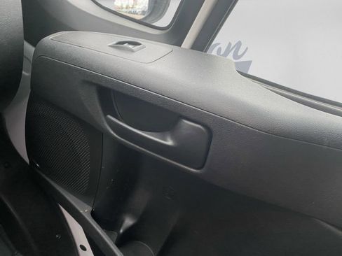 Used 2026 RAM ProMaster 2500 w/ Convenience Group FWD image 17