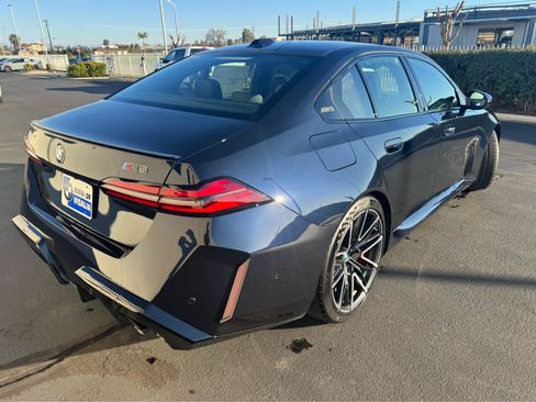 New 2026 BMW M5 w/ Executive Package AWD/4WD image 6