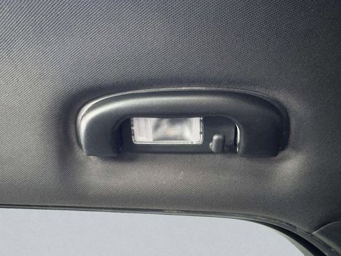 Used 2021 Chevrolet TrailBlazer RS w/ Sun and Liftgate Package image 38