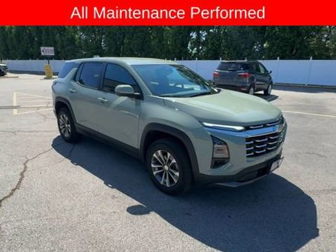Used 2025 Chevrolet Equinox LT w/ Safety and Technology Package AWD/4WD image 2