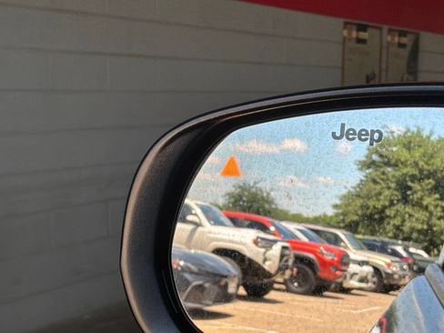 Used 2025 Jeep Compass Limited AWD/4WD image 20
