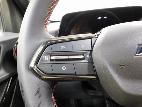 Used 2026 Chevrolet Equinox RS w/ Convenience Package III image 23