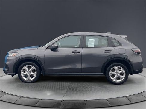 Certified 2023 Honda HR-V LX image 2