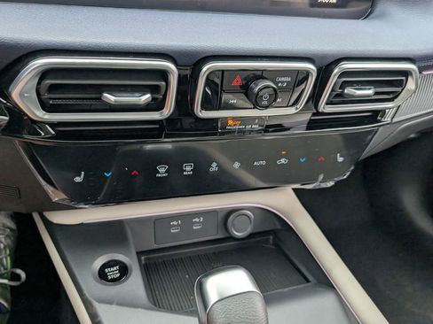 New 2026 Nissan Sentra SL w/ Floor Mat Package FWD image 13