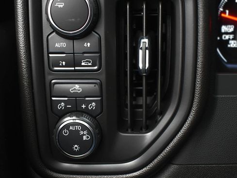 Used 2024 Chevrolet Silverado 1500 Custom w/ Rally Edition image 19