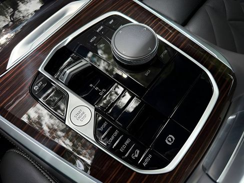 New 2026 BMW X5 xDrive40i AWD/4WD image 19