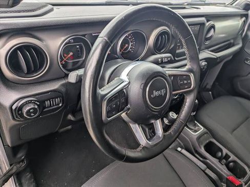 Used 2020 Jeep Gladiator Sport w/ Quick Order Package 24S AWD/4WD image 9