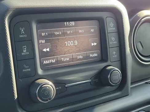 Used 2020 Jeep Gladiator Sport w/ Quick Order Package 24S image 27