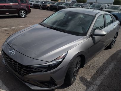 Certified 2022 Hyundai Elantra Limited