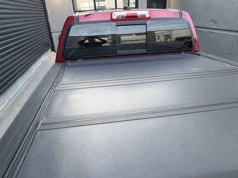 Used 2018 Chevrolet Colorado Z71 image 14