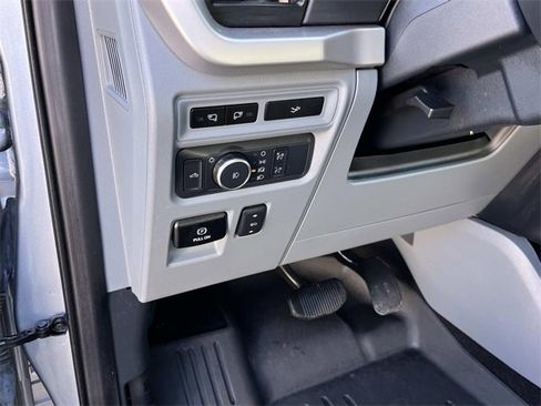 Used 2022 Ford F150 XLT w/ Equipment Group 302A High image 29