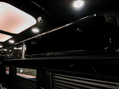 Used 2024 Mercedes-Benz Sprinter 3500 image 78