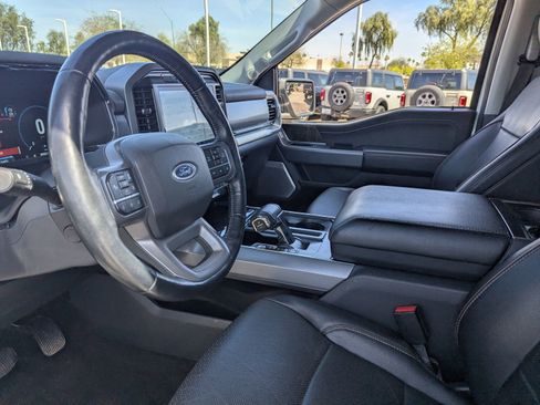 Used 2021 Ford F150 Lariat w/ Equipment Group 502A High image 17