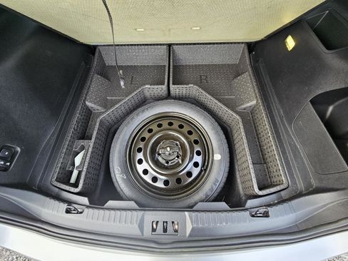 Used 2015 Ford Edge SEL w/ Equipment Group 201A image 24