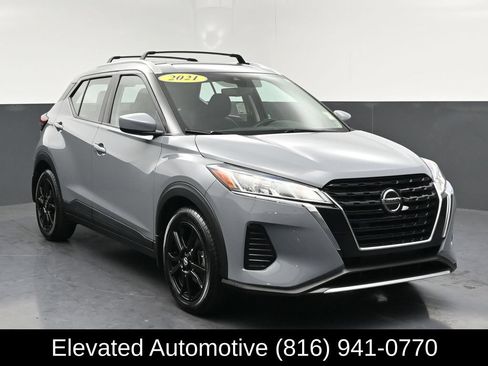 Used 2021 Nissan Kicks SV w/ Interior Electronics Package FWD image 1