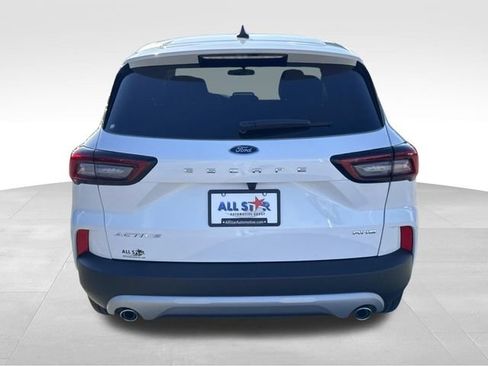 New 2026 Ford Escape Active w/ Cold Weather Package AWD/4WD image 8