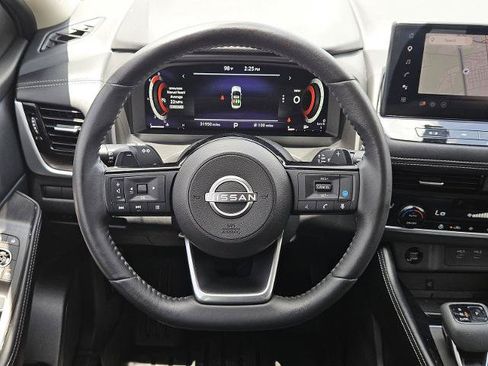 Certified 2024 Nissan Rogue Platinum FWD image 27