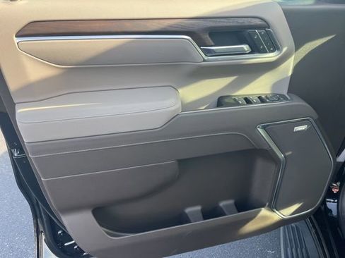 New 2026 GMC Sierra 1500 SLT w/ SLT Premium Package image 14