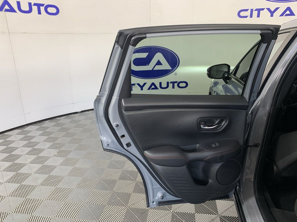 Used 2025 Honda HR-V Sport image 29