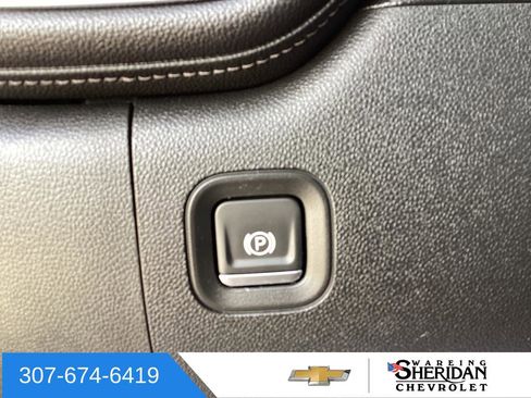 Used 2020 GMC Sierra 3500 Denali w/ Denali Ultimate Package image 25