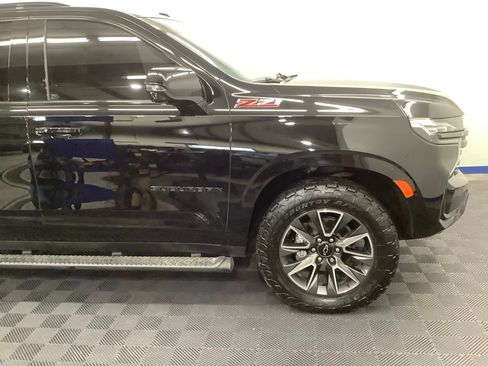 Used 2021 Chevrolet Suburban Z71 w/ Luxury Package AWD/4WD image 29