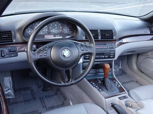Used 2000 BMW 323ci Convertible RWD image 3