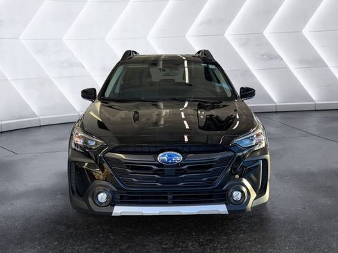 Certified 2025 Subaru Outback Limited AWD/4WD image 2