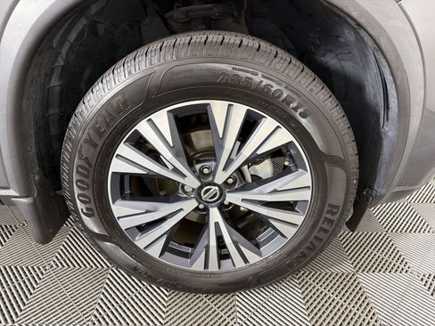 Used 2021 Nissan Rogue SV FWD image 10