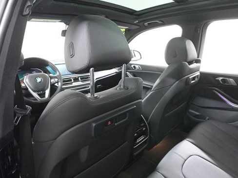 Used 2022 BMW X5 xDrive40i w/ Parking Assistance Package AWD/4WD image 26