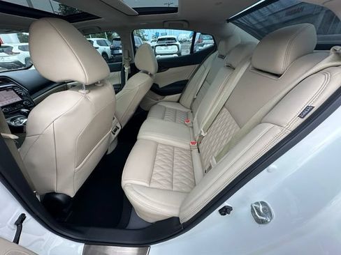 Certified 2023 Nissan Maxima Platinum w/ Sport Mat Group FWD image 27