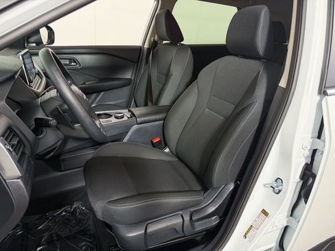 Certified 2025 Nissan Rogue S AWD/4WD image 17