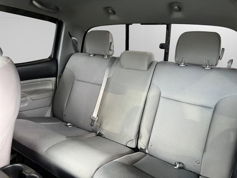 Used 2012 Toyota Tacoma PreRunner image 20