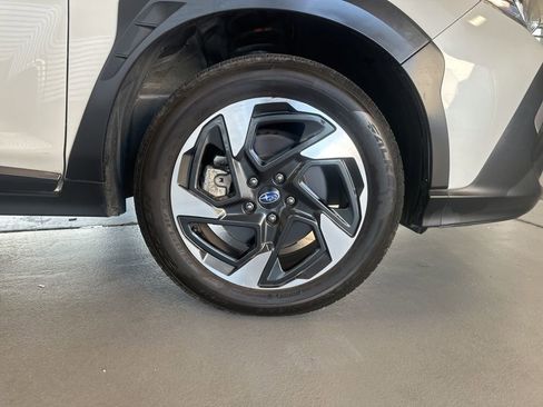 Used 2024 Subaru Crosstrek 2.5i Limited image 7