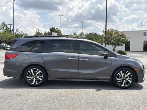 Used 2019 Honda Odyssey Elite image 8