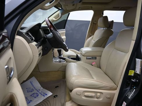 Used 2015 Lexus LX 570 4WD image 11