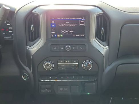 Used 2024 Chevrolet Silverado 1500 Custom Trail Boss AWD/4WD image 14