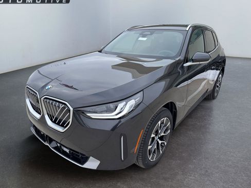 New 2026 BMW X3 xDrive30 w/ Premium Package image 9
