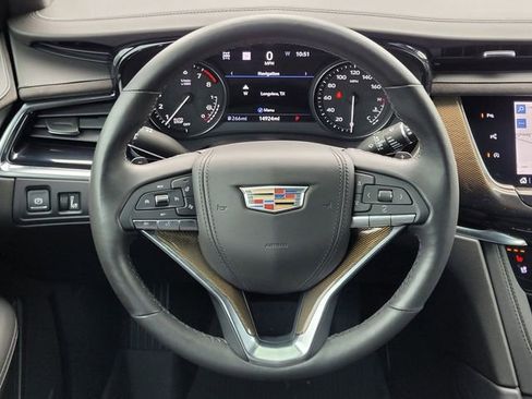 Used 2022 Cadillac XT6 Premium Luxury w/ Platinum Package AWD/4WD image 12