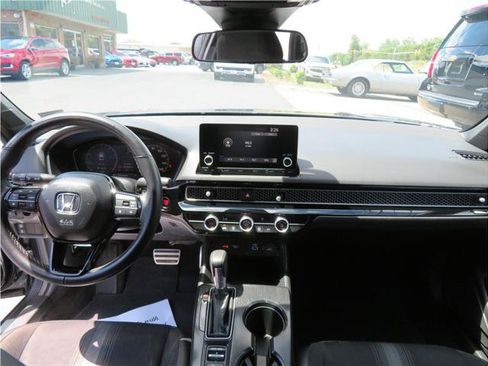 Used 2024 Honda Civic Sport image 5