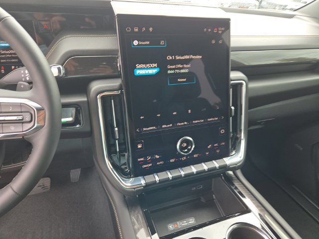 Used 2026 GMC Yukon Elevation RWD image 11