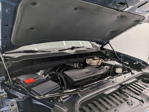 Used 2021 Chevrolet Silverado 1500 High Country w/ Safety Package II image 16