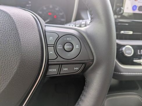 Used 2025 Toyota Corolla SE FWD image 22